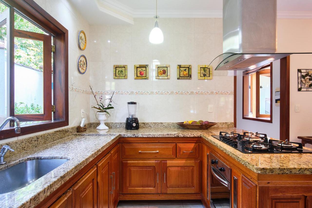 Casa Petunia Com Ar E Piscina Perto Do Centro Villa Araquari Kültér fotó